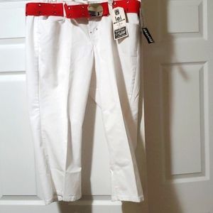 White Capri jeans